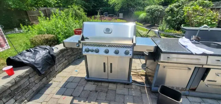 Johnny Handy handyman service outdoor living Napoleon natural gas grill assembly and install